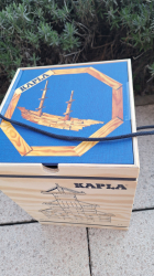KAPLA 280 modrá knížka poškozená krabice